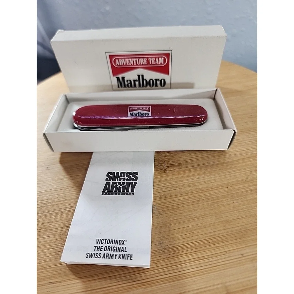 VICTORINOX Marlboro Adventure Team Limited Multi Tool Champ Army‎ Knife New